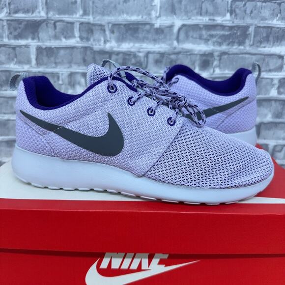 Nike Roshe Run Violet Frost Pure Platinum Running Shoes 511882-553 Womens Sz 8.5 - Picture 2 of 6
